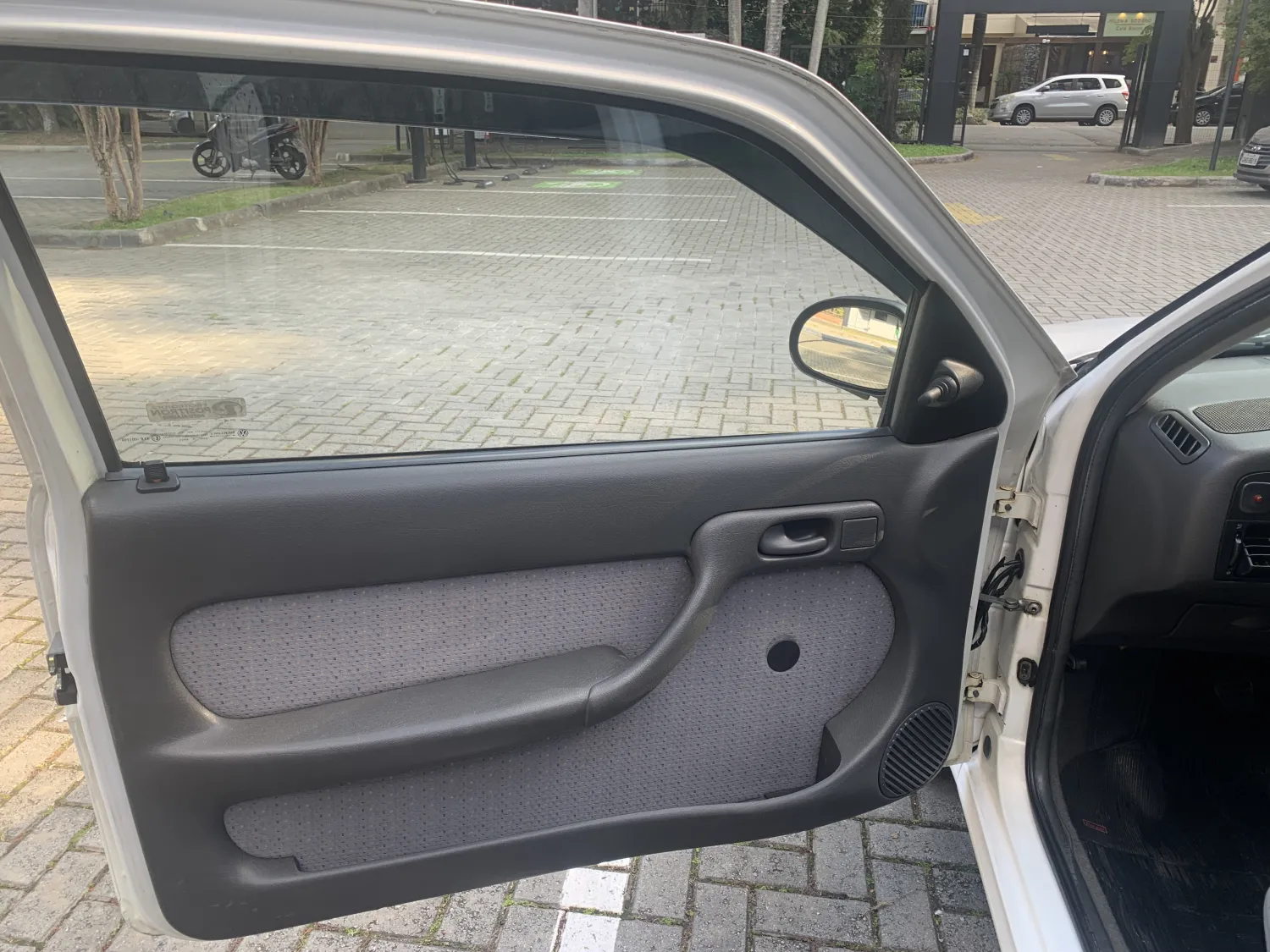 Gol - Foto #15 do anúncio à venda de Carro clássico