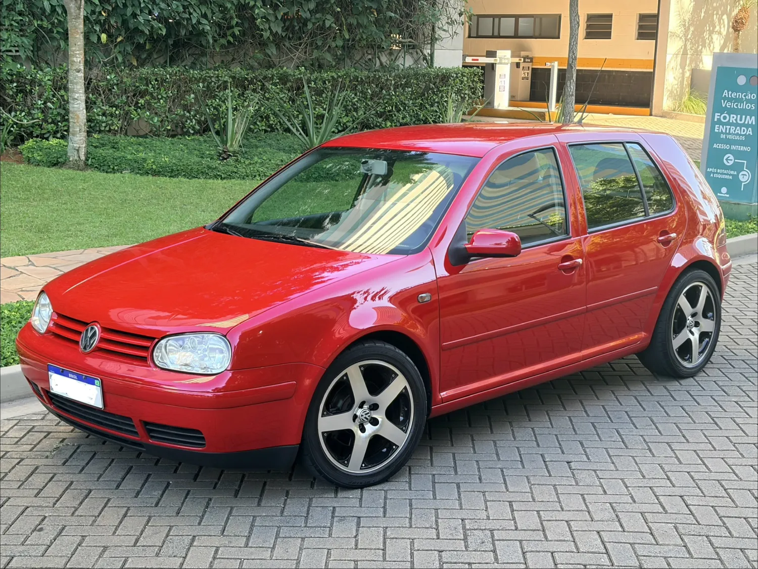 avv-volkswagen-golf-2-0-8v-confortline-venda-6tsatew-imagem-001