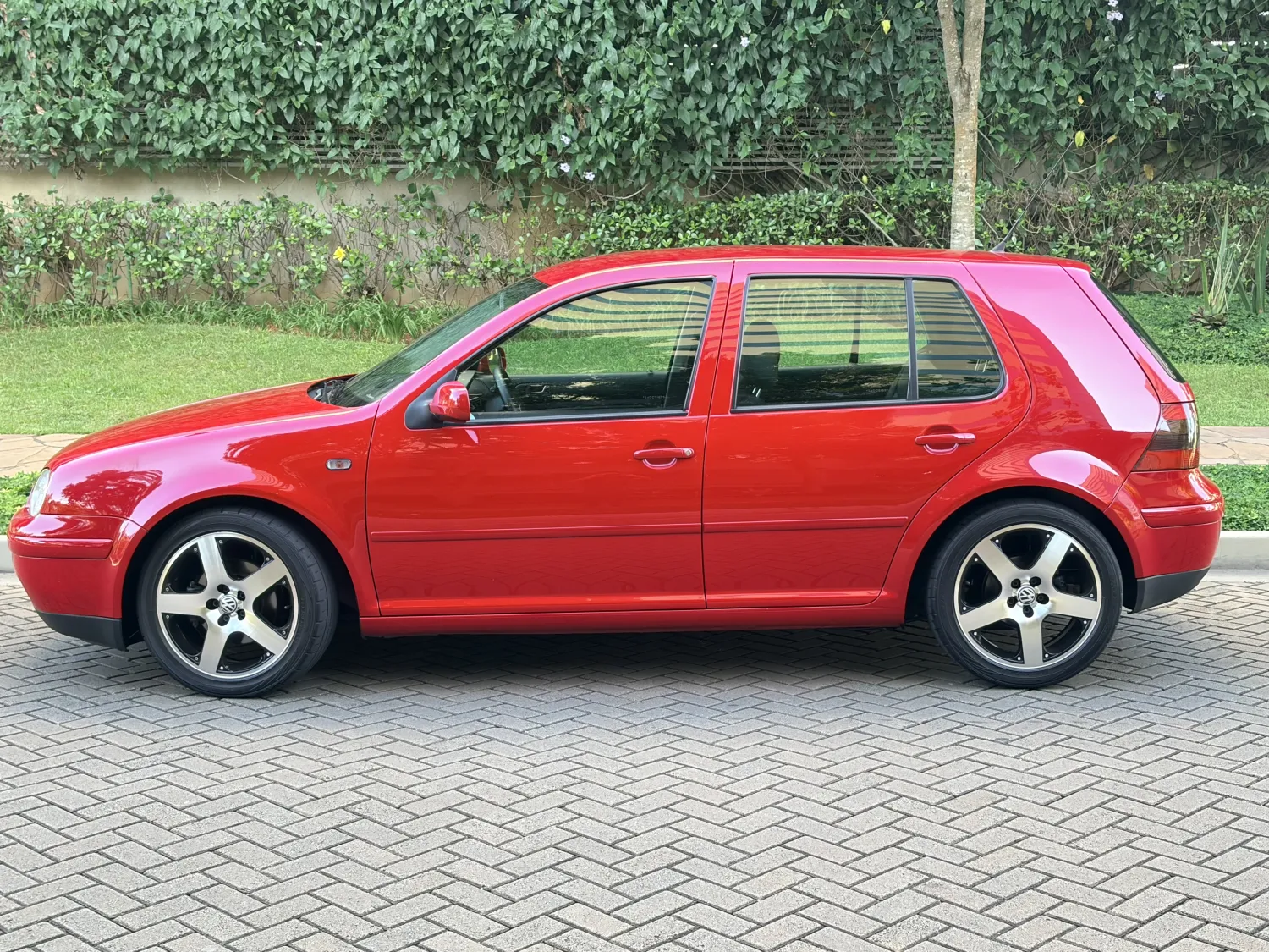 avv-volkswagen-golf-2-0-8v-confortline-venda-6tsatew-imagem-011