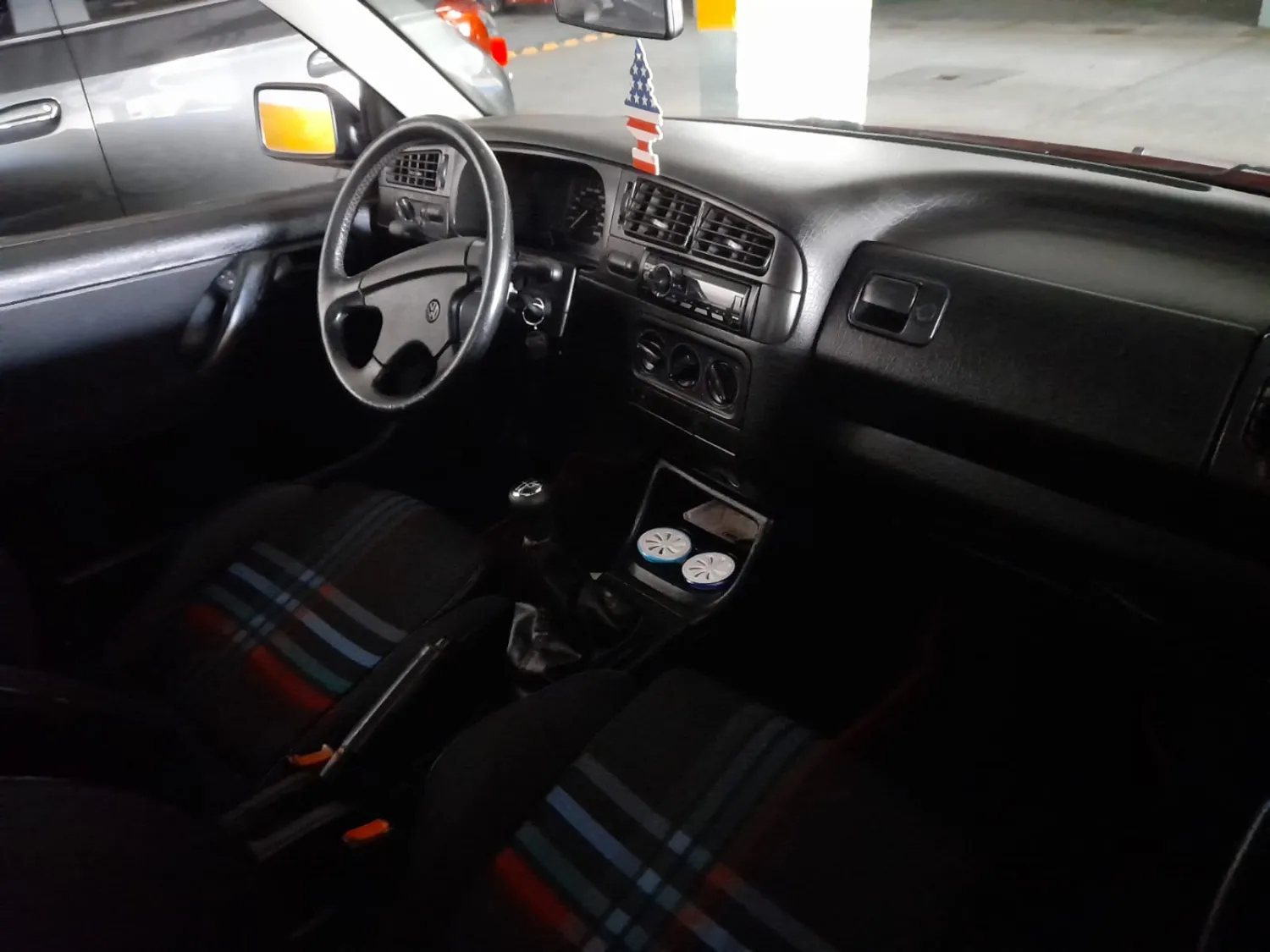 avv-volkswagen-golf-gti-venda-g5oaztr-imagem-021