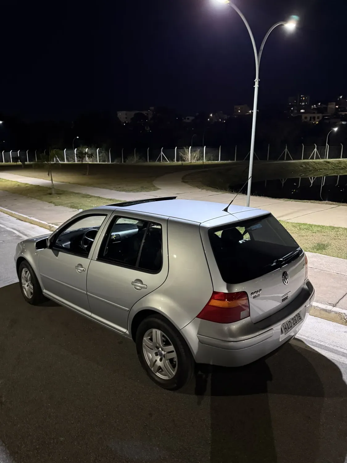 avv-volkswagen-golf-venda-4554d5e-imagem-010