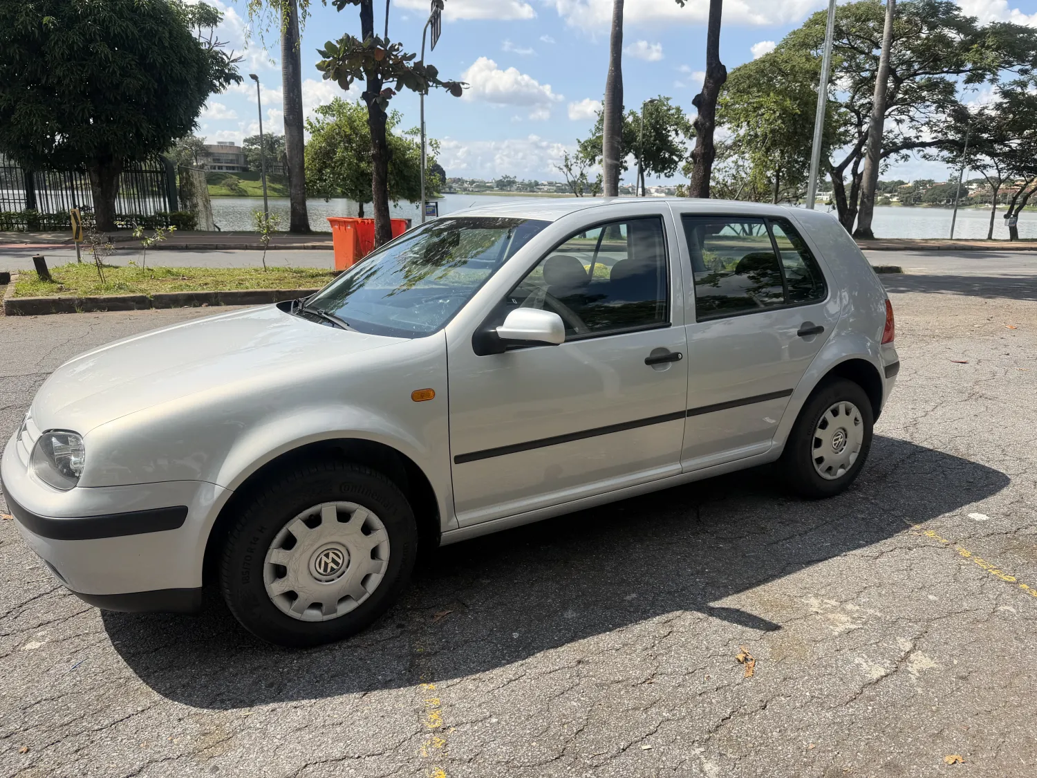 Golf - Foto #3 do anúncio à venda de Carro clássico