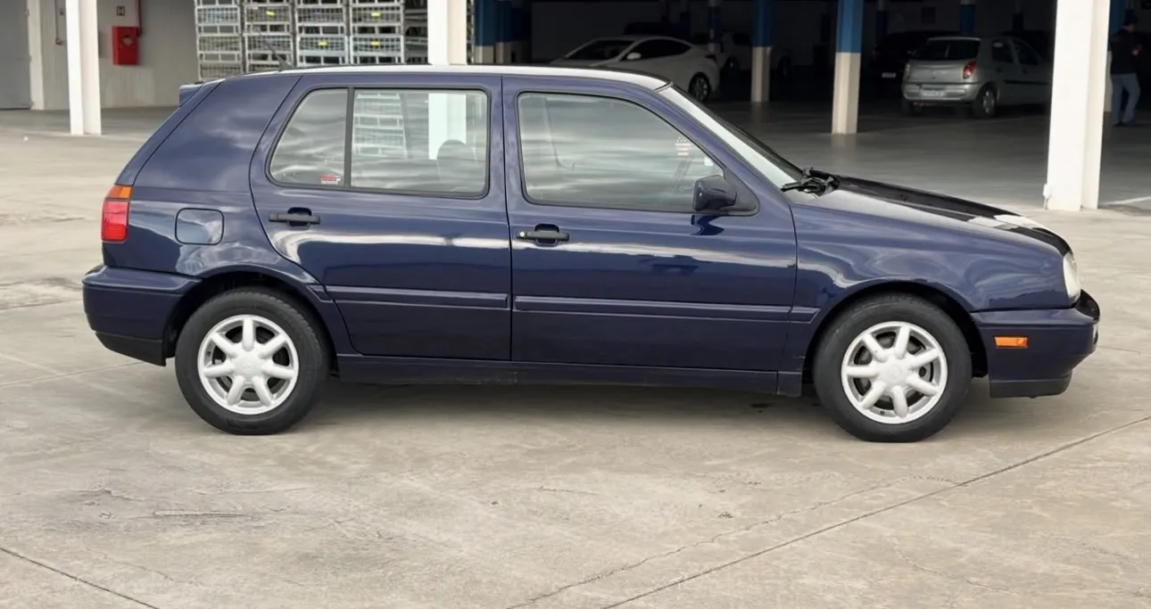 avv-volkswagen-golf-venda-53090a8-imagem-006