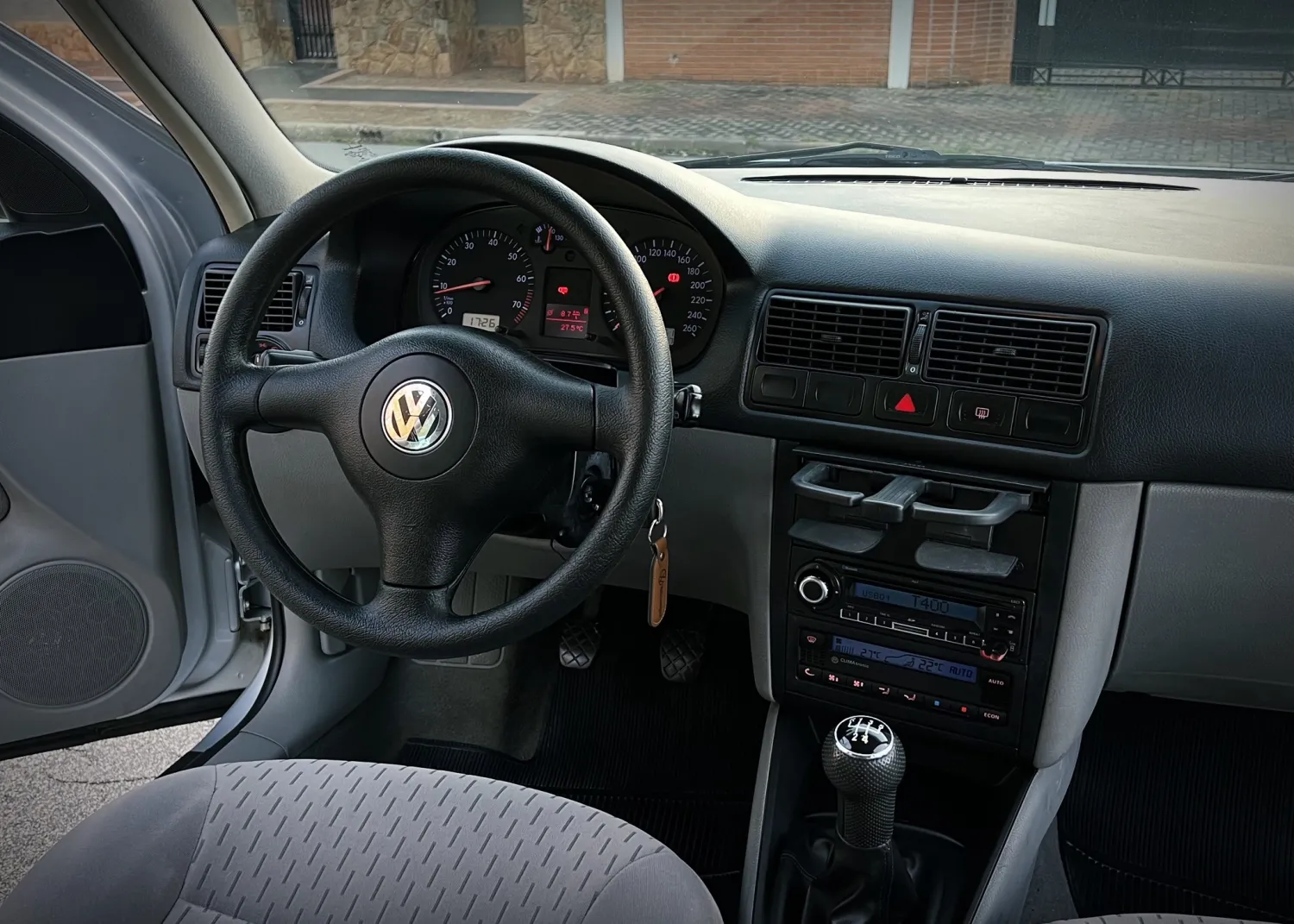 avv-volkswagen-golf-venda-8dae852-imagem-008