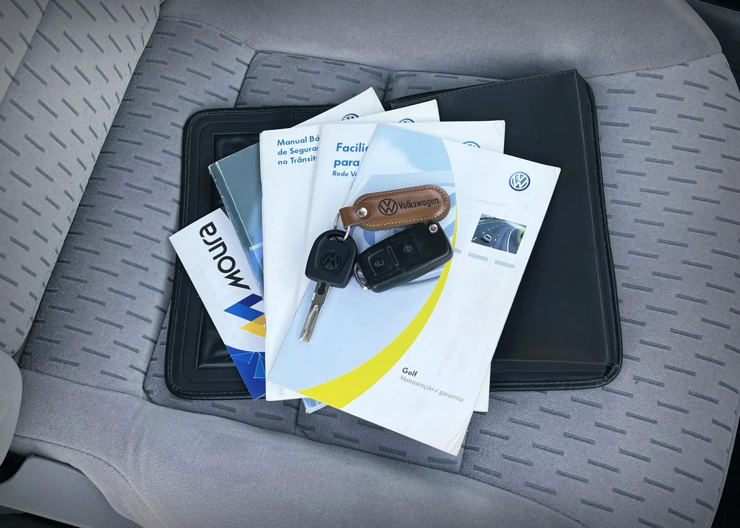avv-volkswagen-golf-venda-8dae852-imagem-010