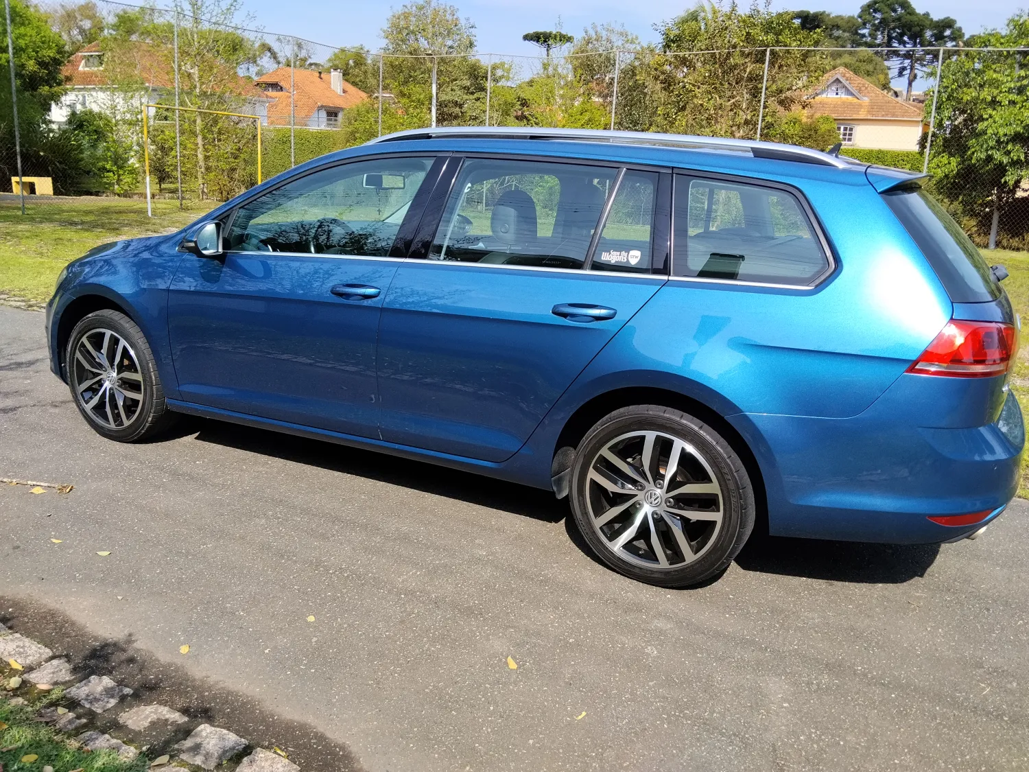 avv-volkswagen-golf-venda-8fd1e49-imagem-005