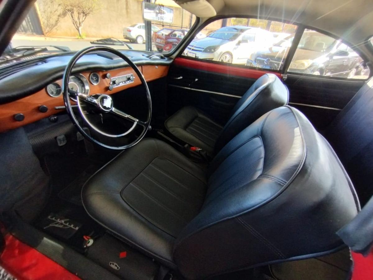 Karmann Ghia - Foto #2 do anúncio à venda de Carro clássico