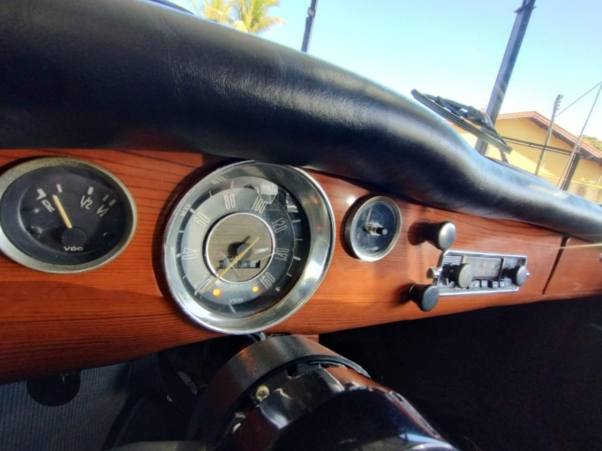 Karmann Ghia - Foto #3 do anúncio à venda de Carro clássico