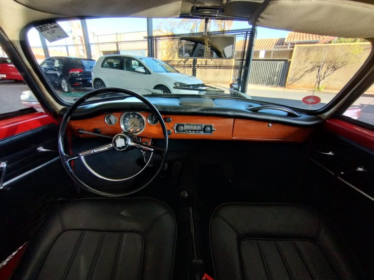 Karmann Ghia - Foto #9 do anúncio à venda de Carro clássico