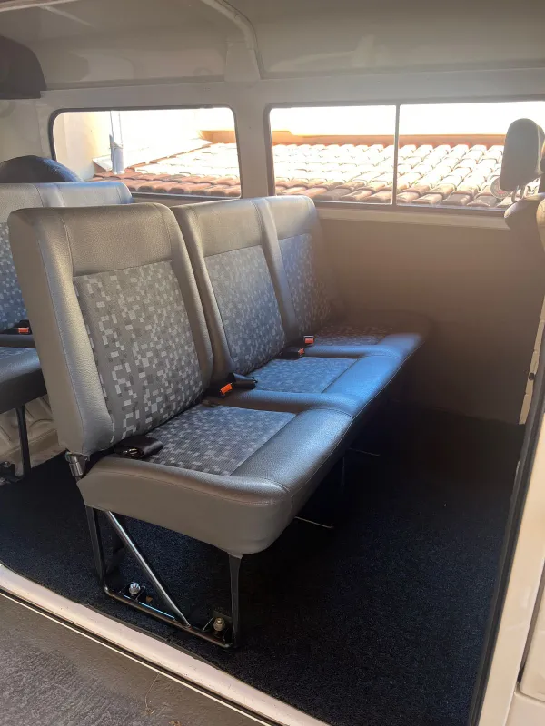 Kombi - Foto #17 do anúncio à venda de Carro clássico