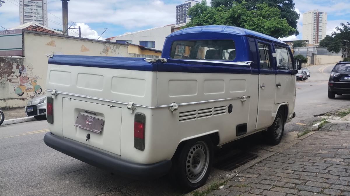 Kombi - Foto #10 do anúncio à venda de Carro clássico