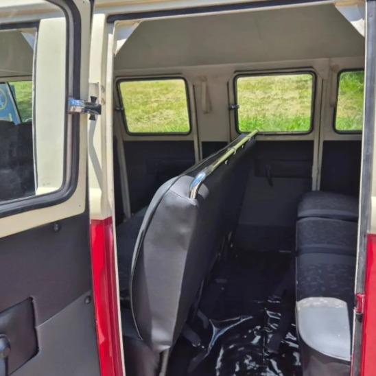 Kombi - Foto #7 do anúncio à venda de Carro clássico