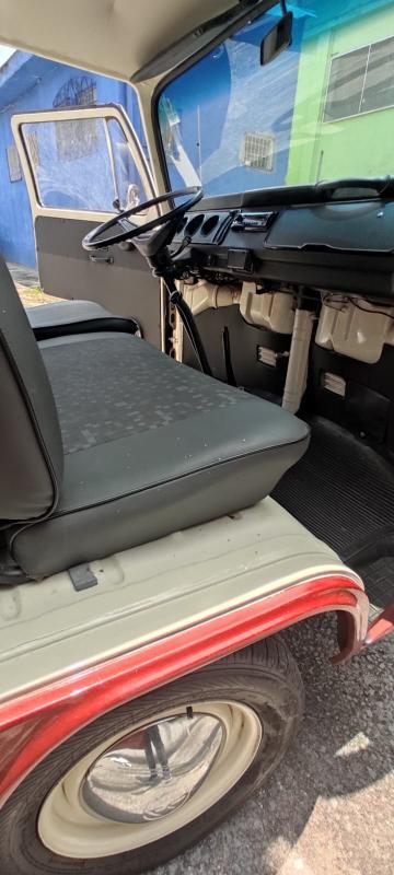 Kombi - Foto #11 do anúncio à venda de Carro clássico
