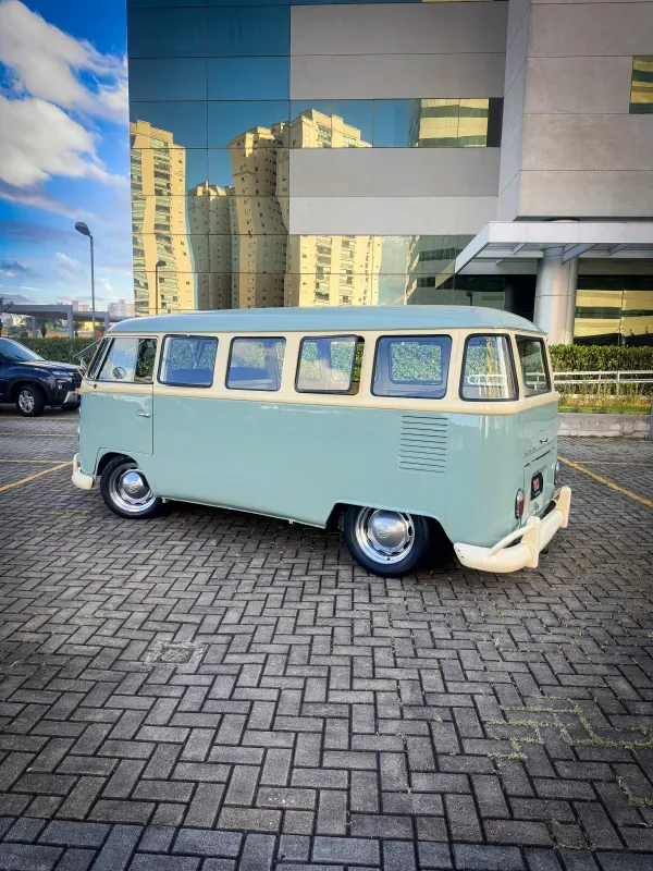 Kombi - Foto #16 do anúncio à venda de Carro clássico
