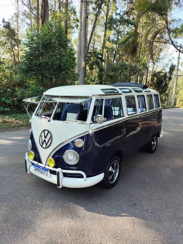 Kombi - Foto #4 do anúncio à venda de Carro clássico