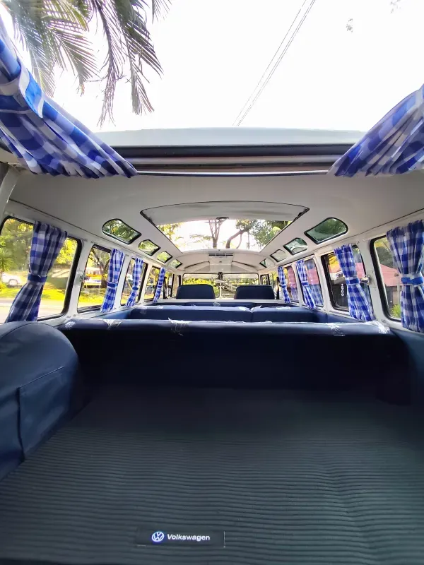Kombi - Foto #14 do anúncio à venda de Carro clássico
