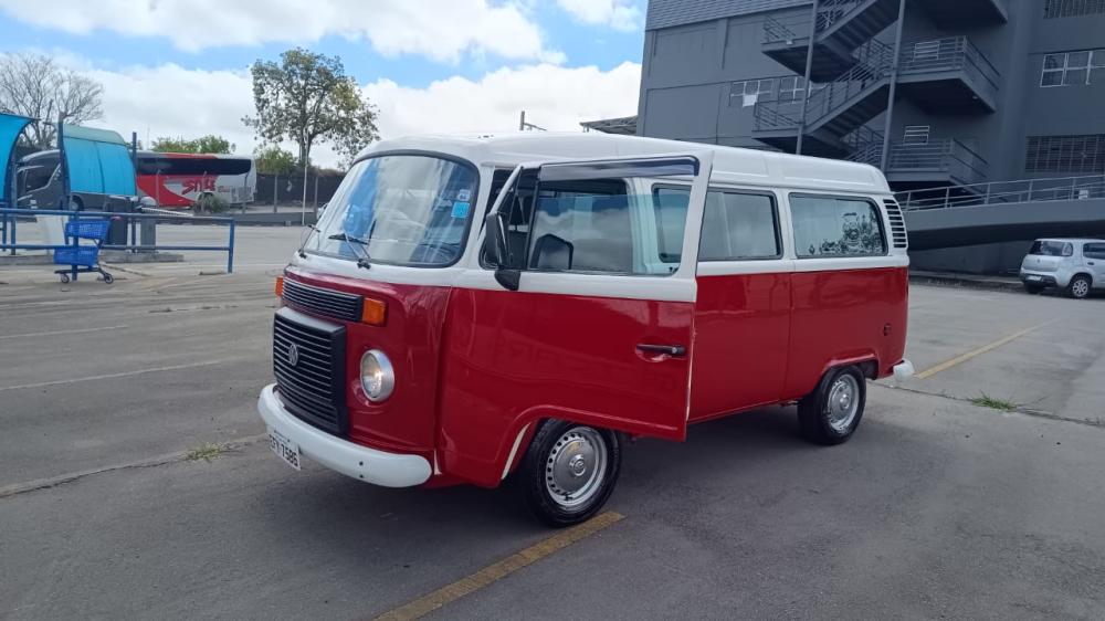 Kombi - Foto #8 do anúncio à venda de Carro clássico