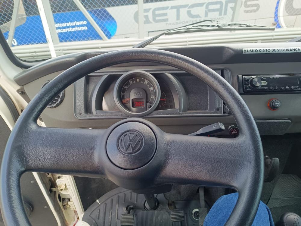 Kombi - Foto #11 do anúncio à venda de Carro clássico