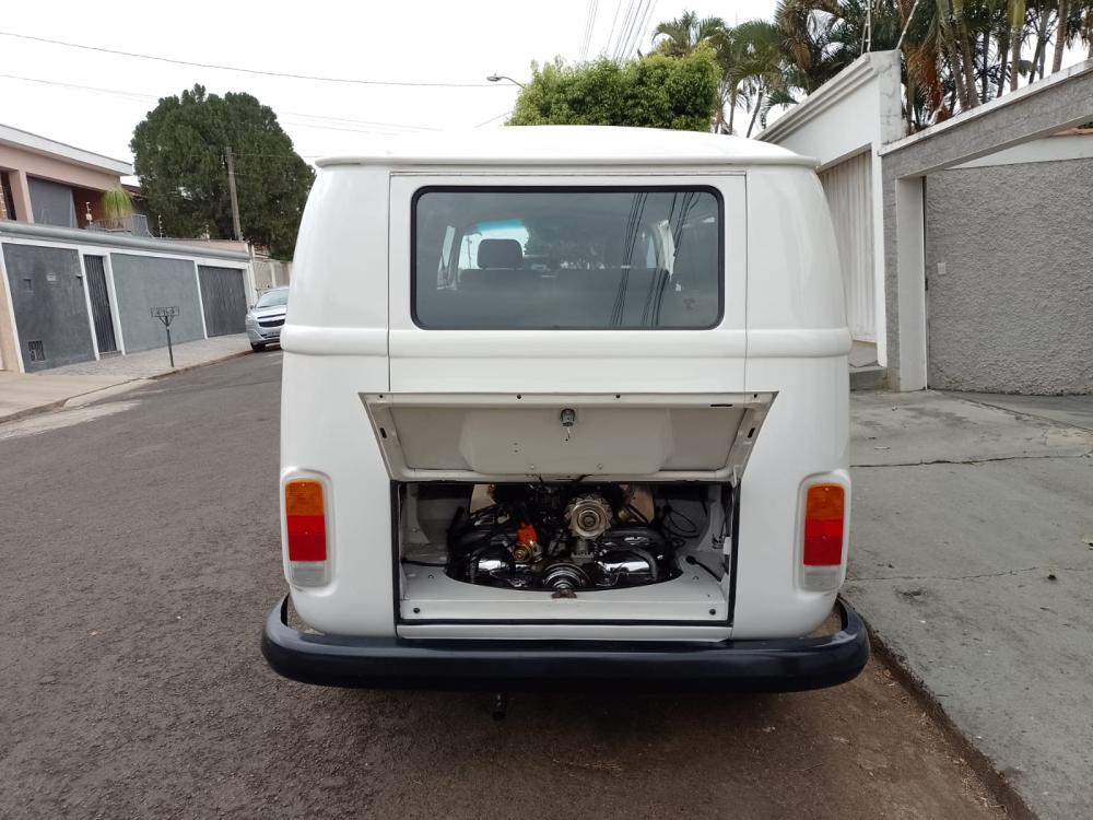 Kombi - Foto #11 do anúncio à venda de Carro clássico