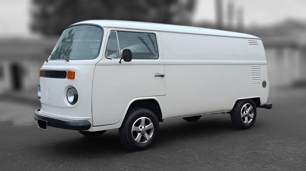 Kombi - Foto #17 do anúncio à venda de Carro clássico