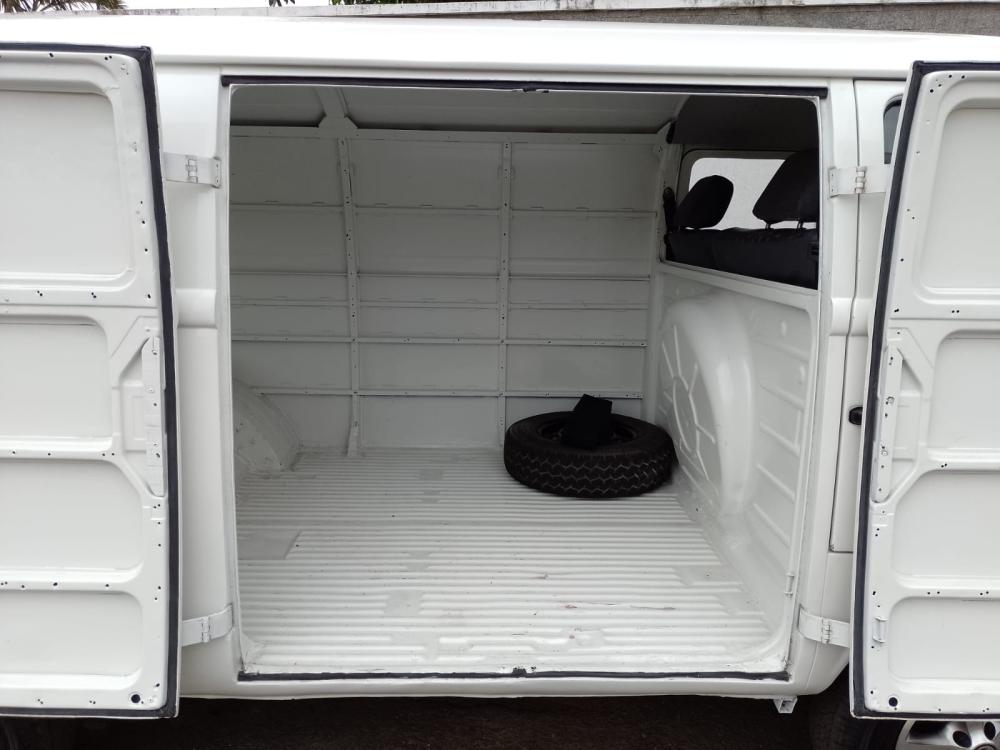 Kombi - Foto #26 do anúncio à venda de Carro clássico