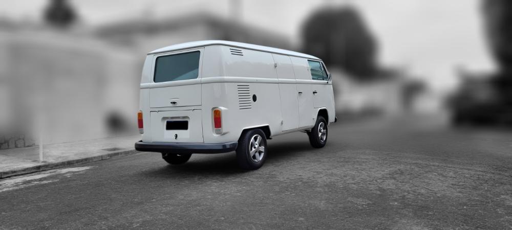 Kombi - Foto #28 do anúncio à venda de Carro clássico