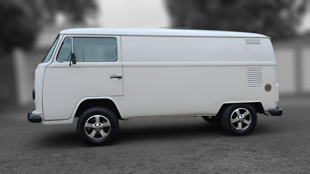 Kombi - Foto #29 do anúncio à venda de Carro clássico