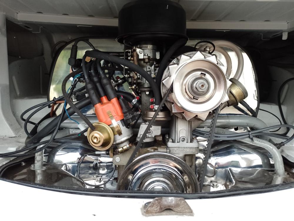 Kombi - Foto #37 do anúncio à venda de Carro clássico