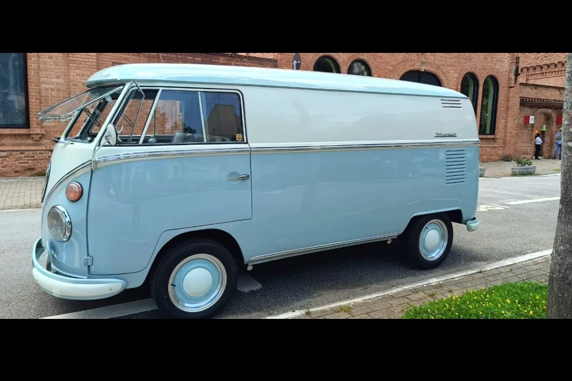 Kombi Furgao 1966 - Foto #2 do anúncio à venda de Carro clássico