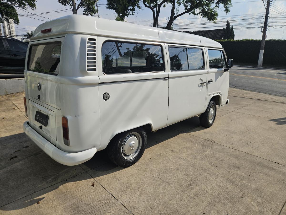 Kombi - Foto #15 do anúncio à venda de Carro clássico