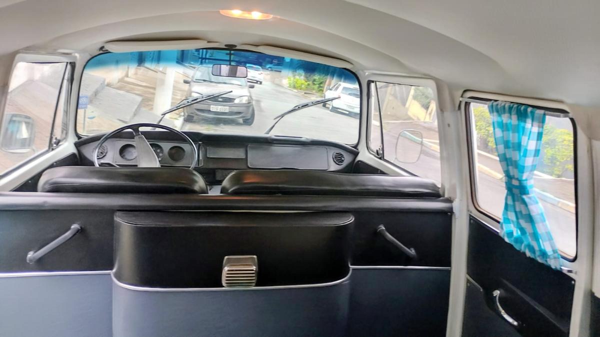 Kombi - Foto #16 do anúncio à venda de Carro clássico