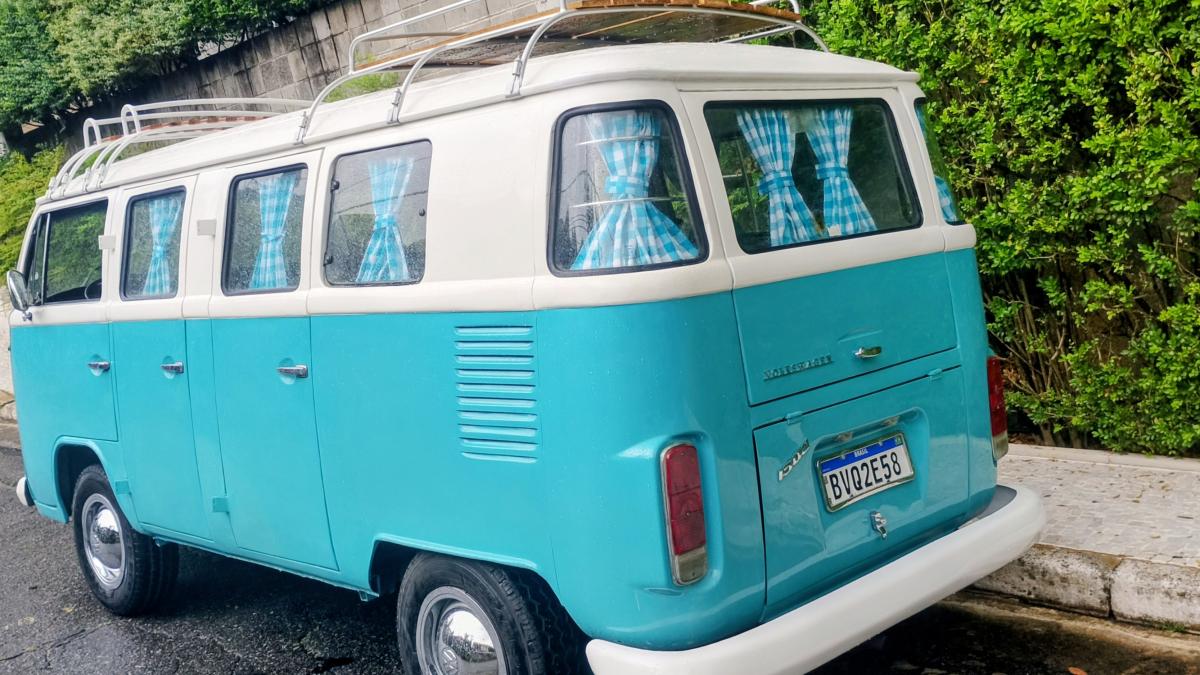 Kombi - Foto #17 do anúncio à venda de Carro clássico