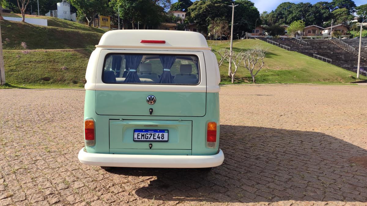 Kombi - Foto #2 do anúncio à venda de Carro clássico