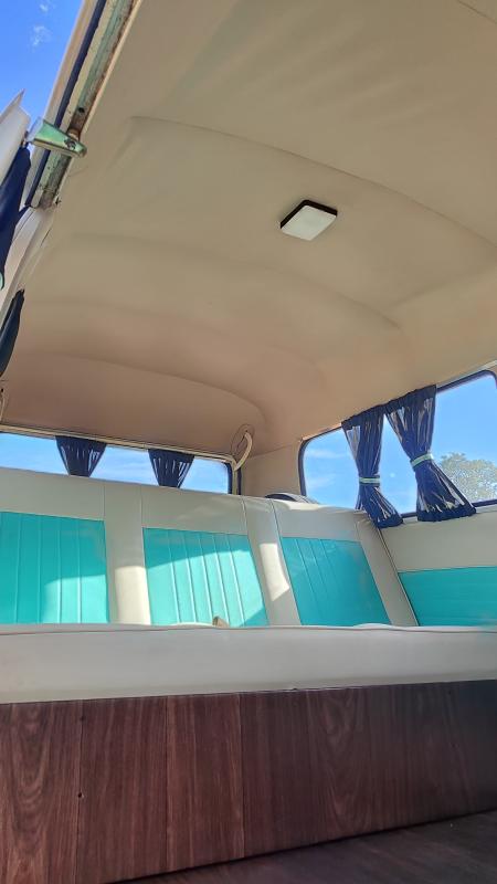 Kombi - Foto #5 do anúncio à venda de Carro clássico
