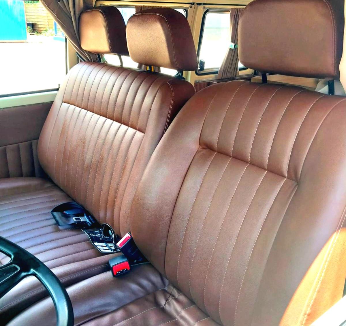 Kombi - Foto #14 do anúncio à venda de Carro clássico