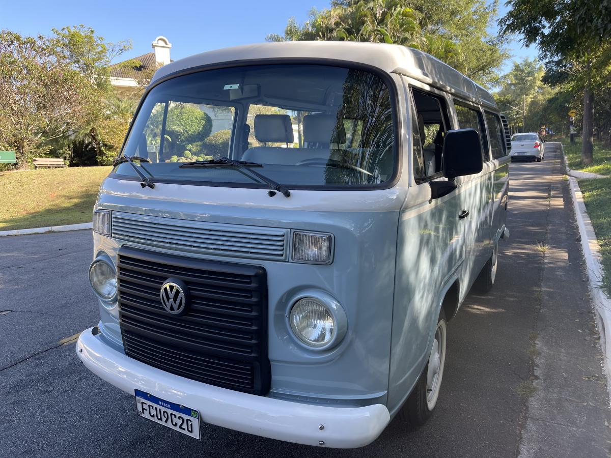 Kombi - Foto #10 do anúncio à venda de Carro clássico