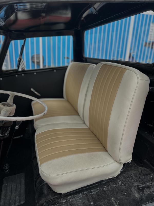 Kombi - Foto #11 do anúncio à venda de Carro clássico