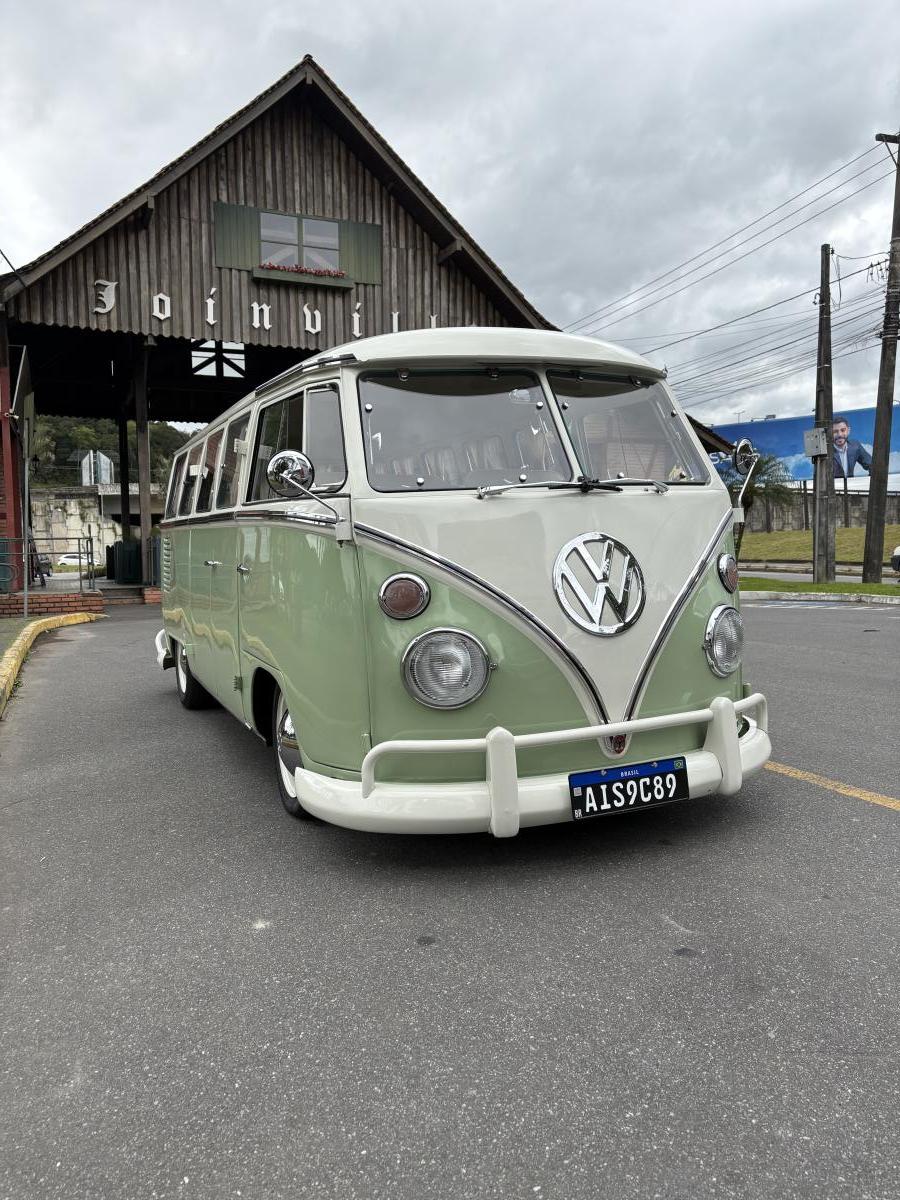Kombi - Foto #9 do anúncio à venda de Carro clássico