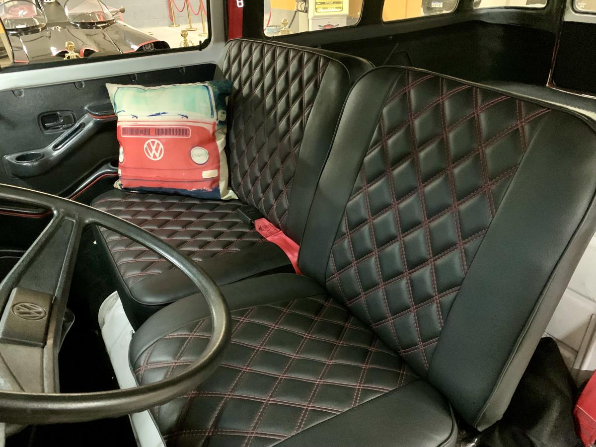 Kombi - Foto #15 do anúncio à venda de Carro clássico