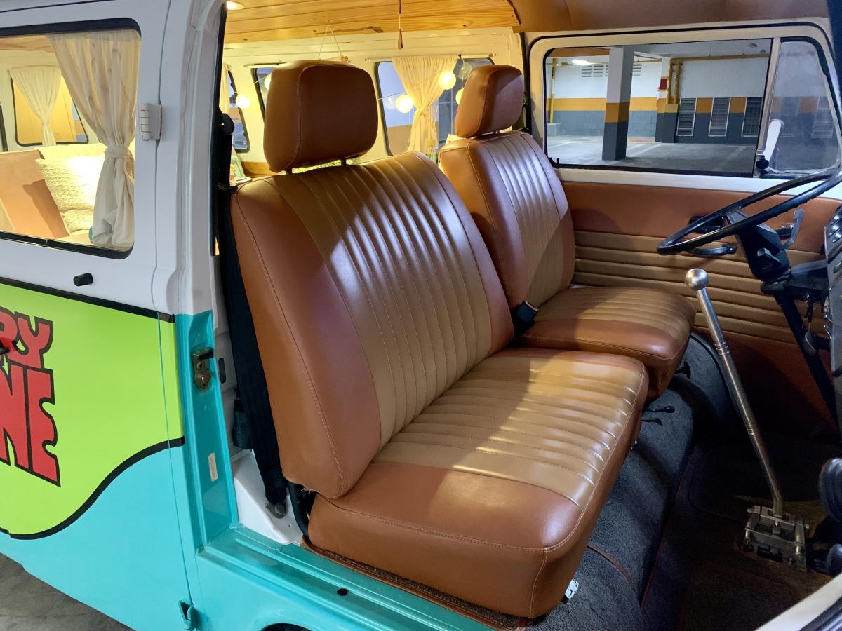 Kombi - Foto #11 do anúncio à venda de Carro clássico