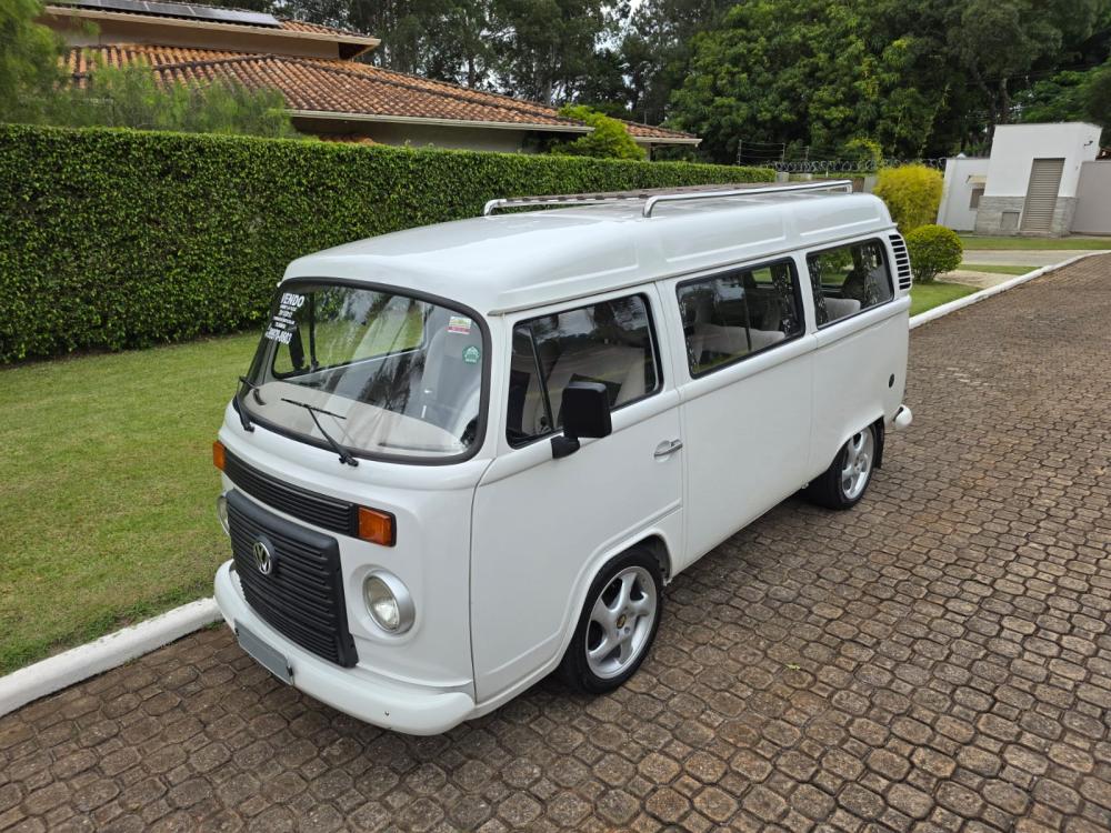 Kombi - Foto #8 do anúncio à venda de Carro clássico
