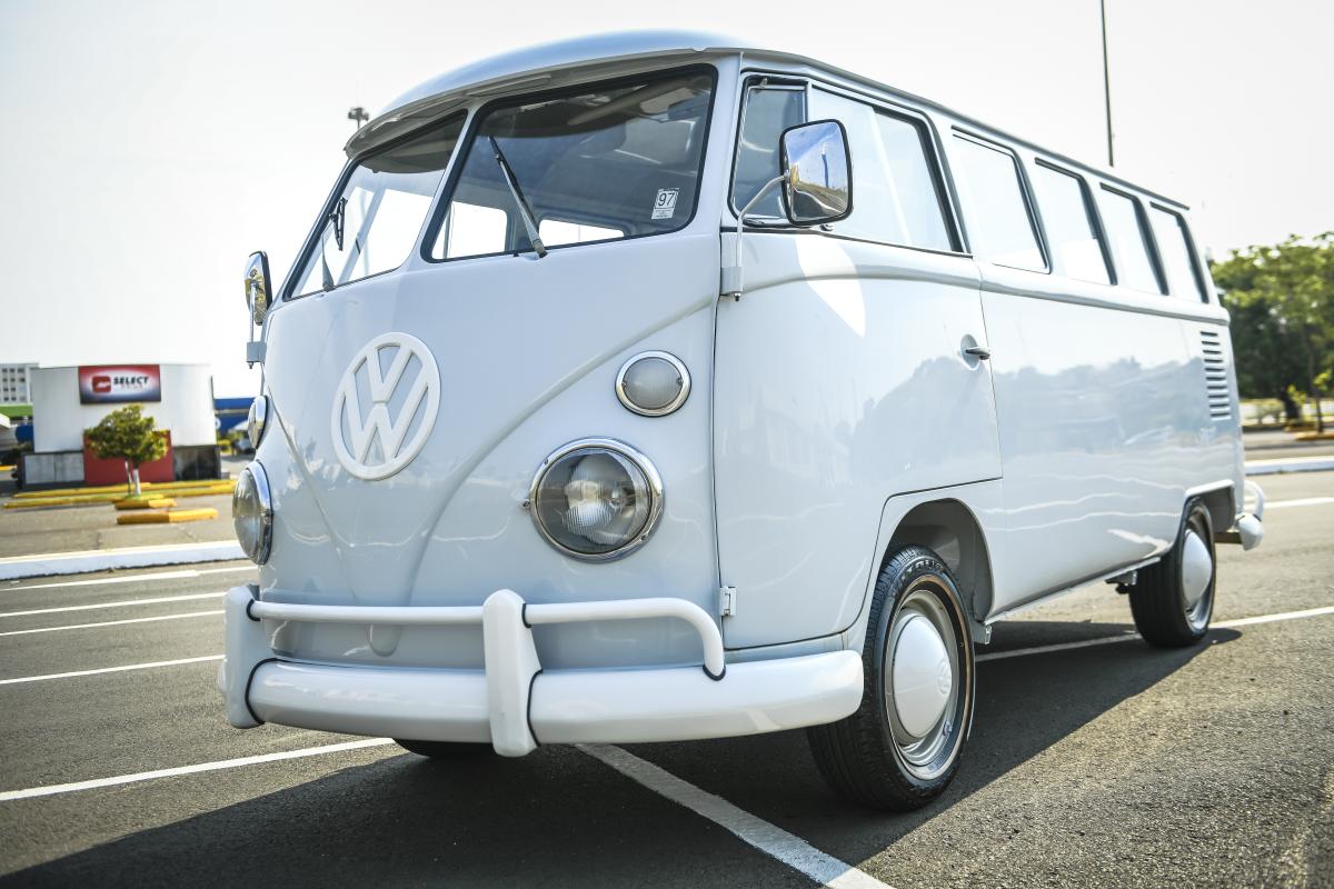 Kombi - Foto #7 do anúncio à venda de Carro clássico