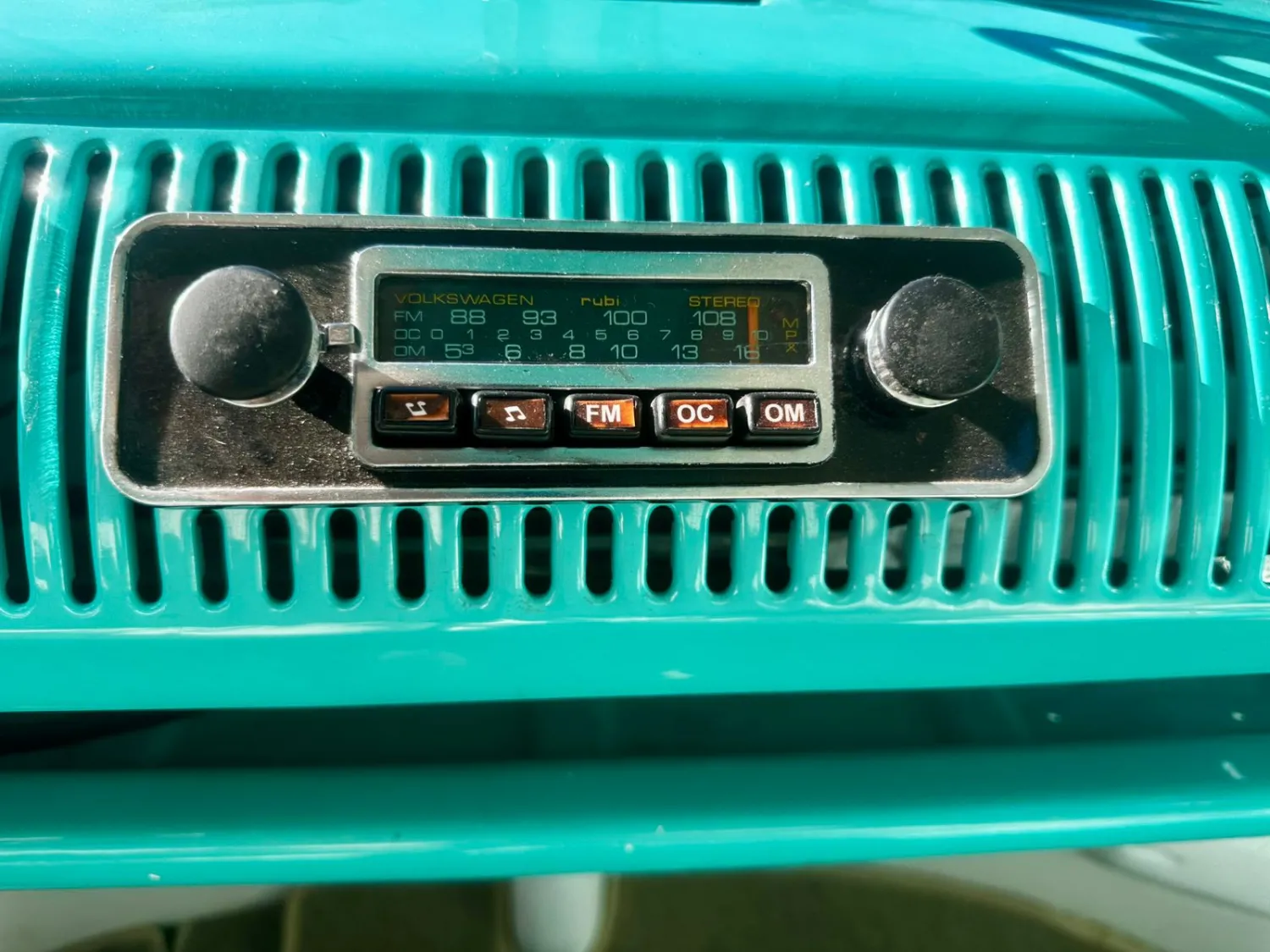 Kombi - Foto #7 do anúncio à venda de Carro clássico