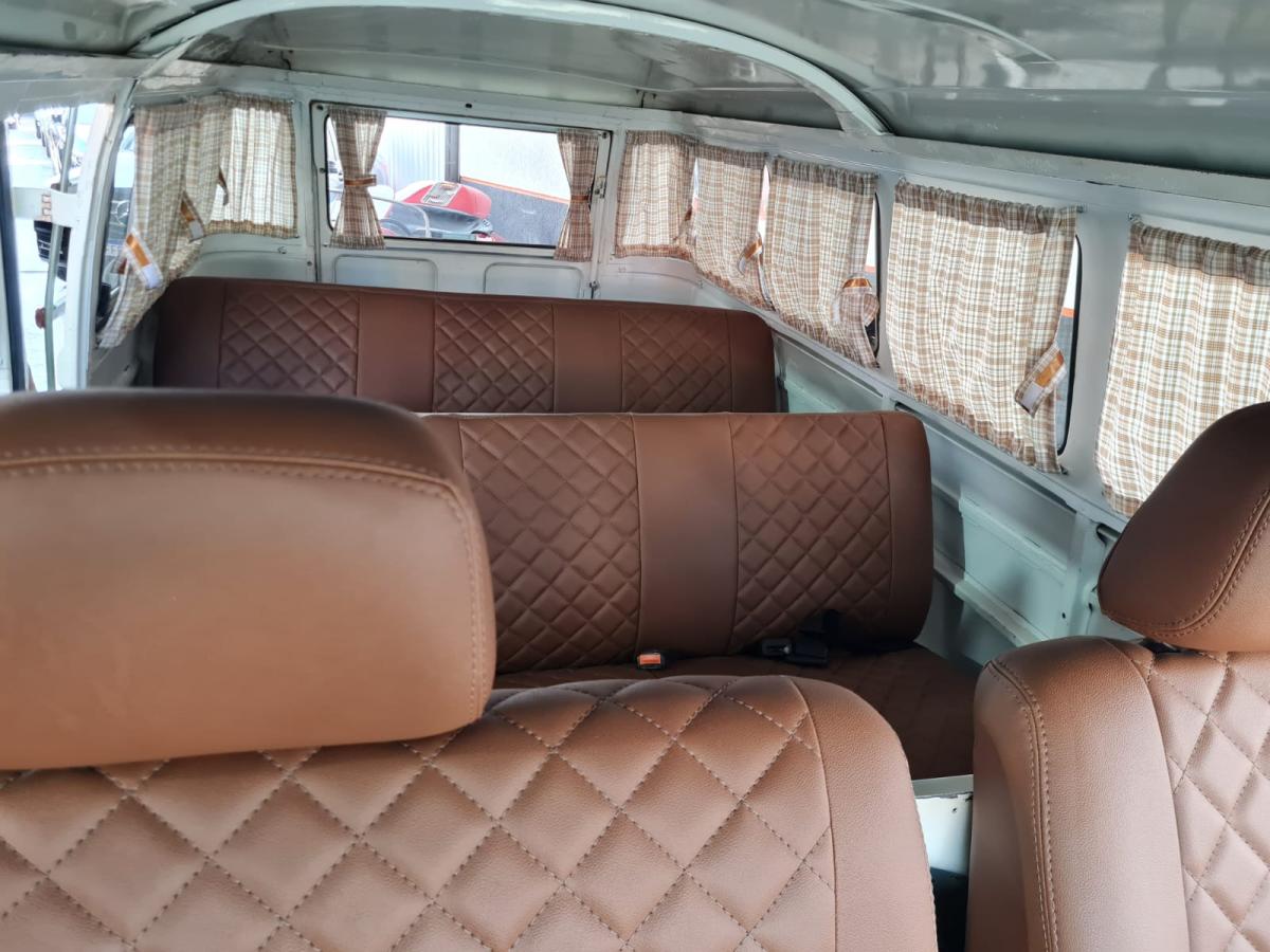 Kombi - Foto #8 do anúncio à venda de Carro clássico