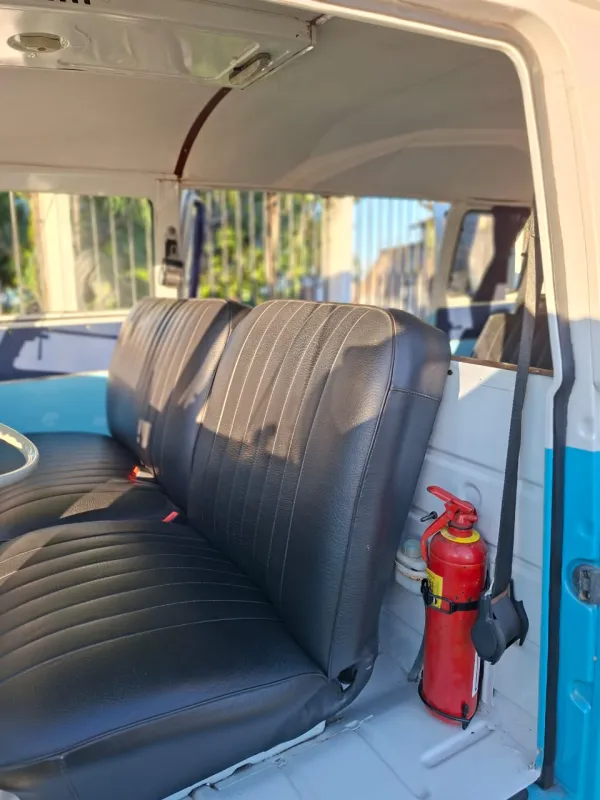 Kombi - Foto #9 do anúncio à venda de Carro clássico