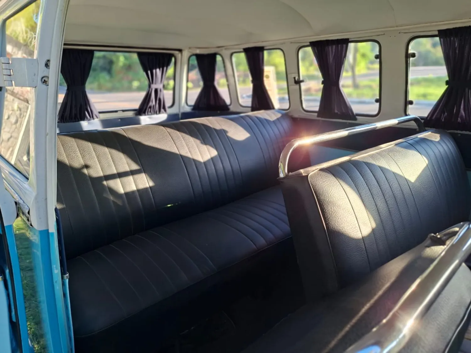 Kombi - Foto #11 do anúncio à venda de Carro clássico