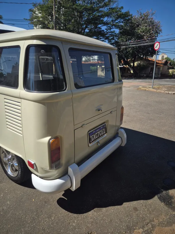 avv-volkswagen-kombi-venda-2bc4db2-imagem-007