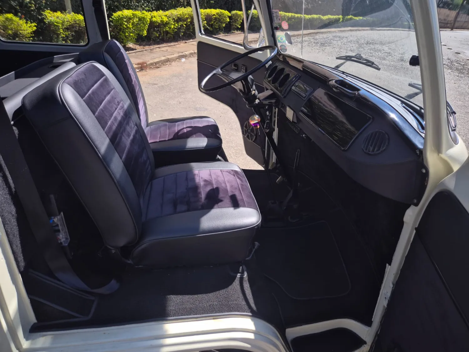 avv-volkswagen-kombi-venda-2bc4db2-imagem-012