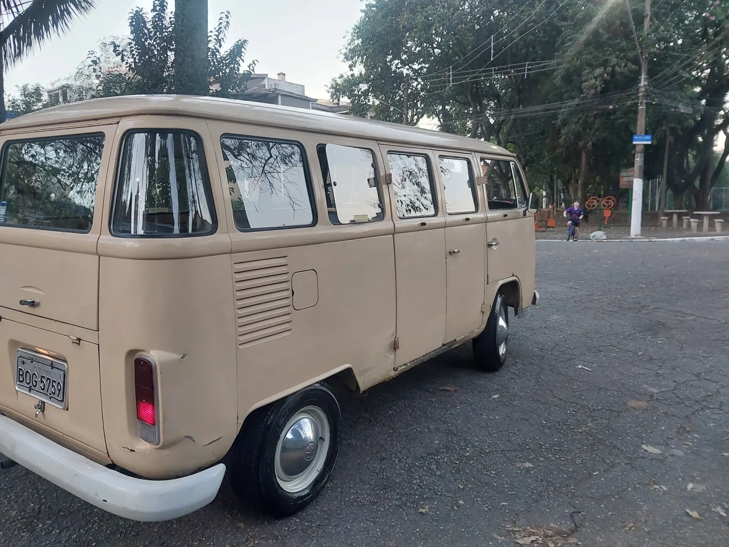 Kombi - Foto #8 do anúncio à venda de Carro clássico