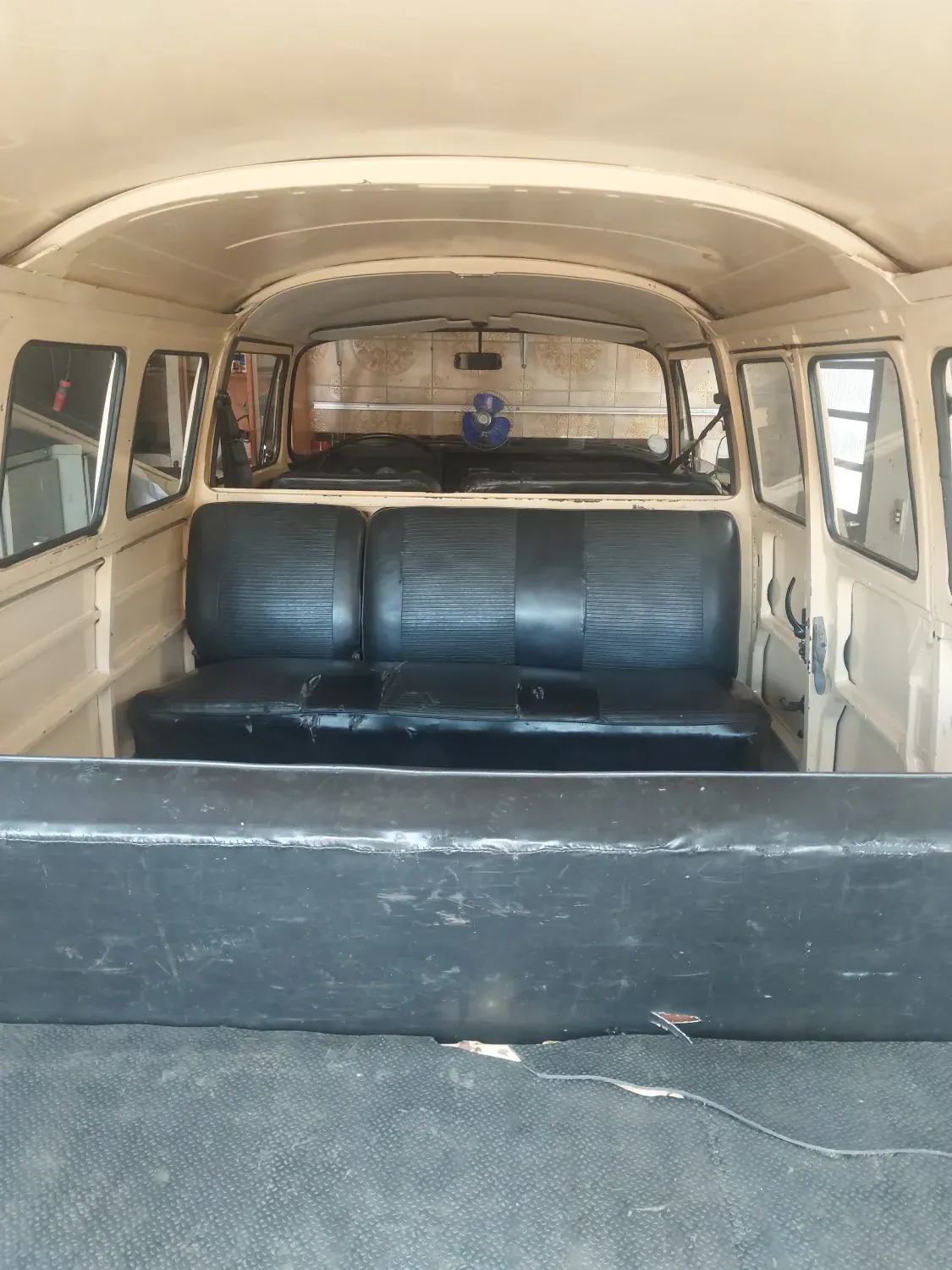 Kombi - Foto #16 do anúncio à venda de Carro clássico